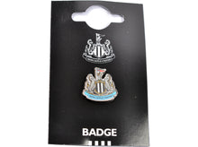 Load image into Gallery viewer, Newcastle United Football Club CREST PIN BADGE
